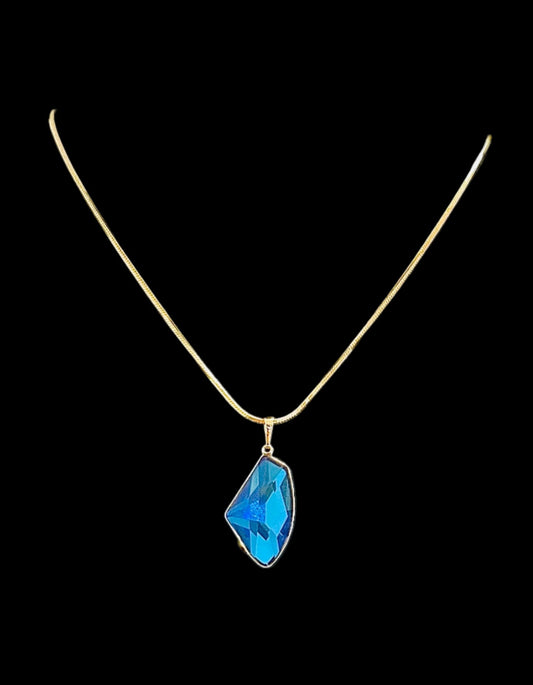 Collar de laminado 14K con piedra azul